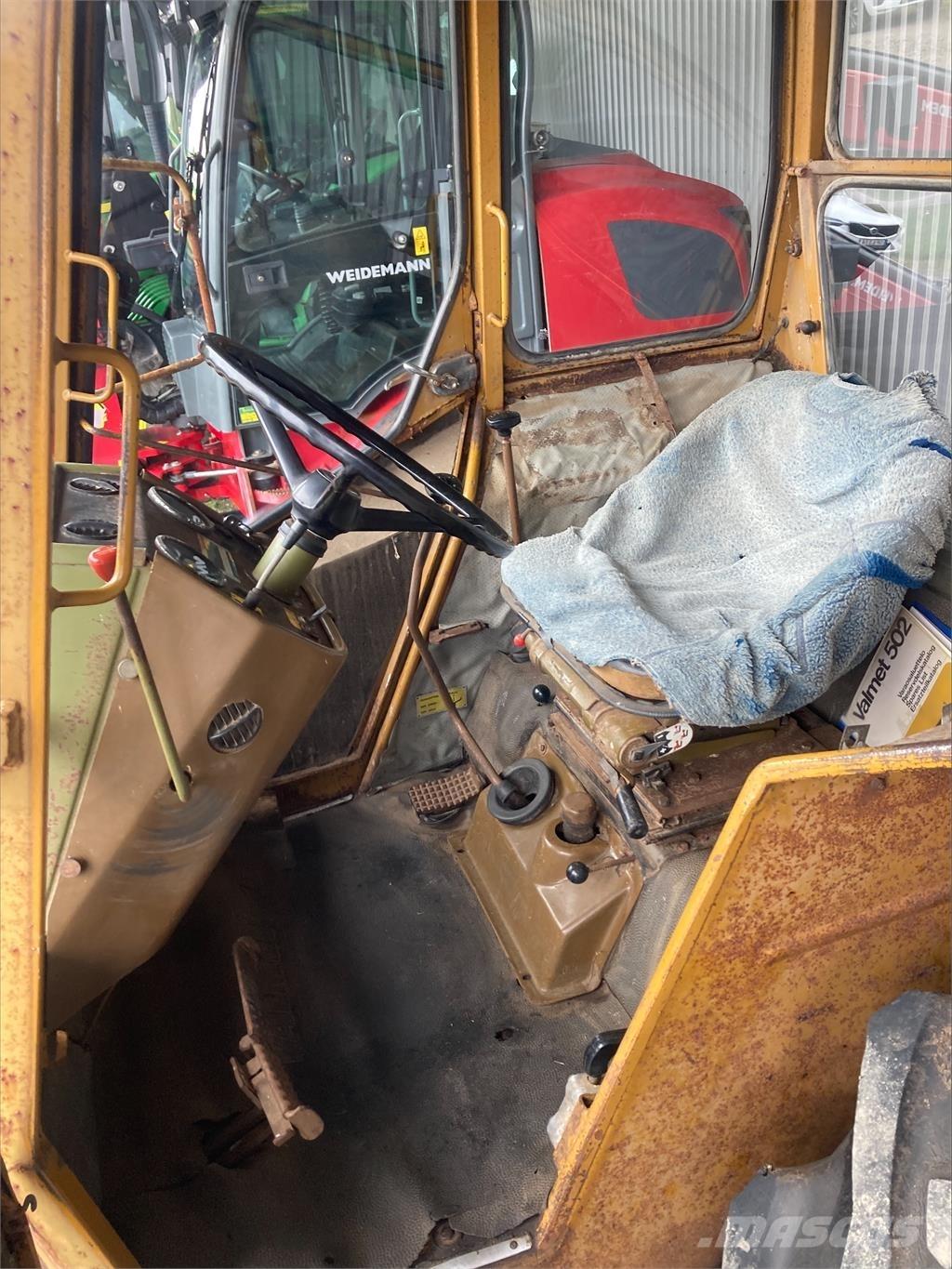 Valmet 502 TRAKTOR (KUND) Tractoare