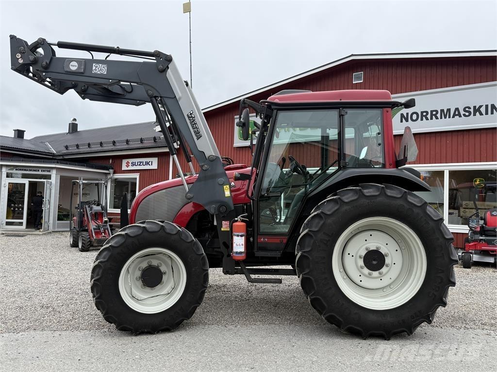 Valtra A75 Tractoare