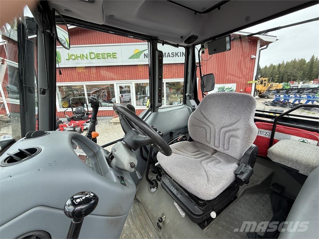 Valtra A75 Tractoare