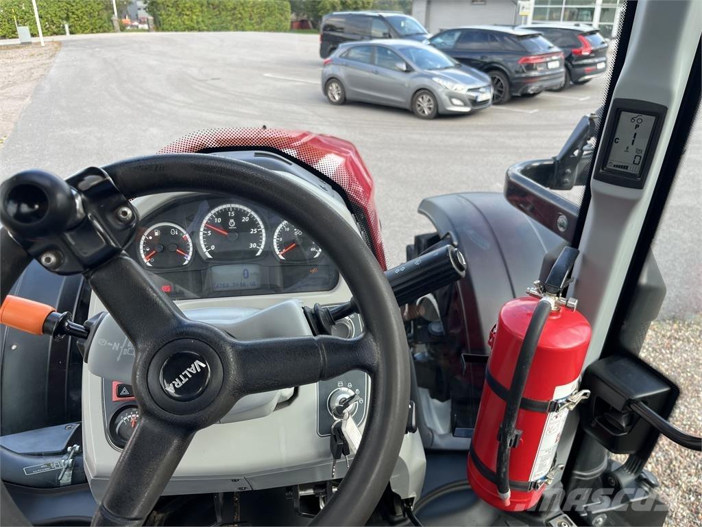 Valtra N174 Tractoare