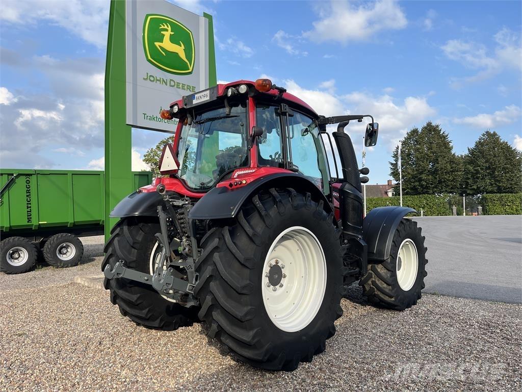 Valtra N174 Tractoare