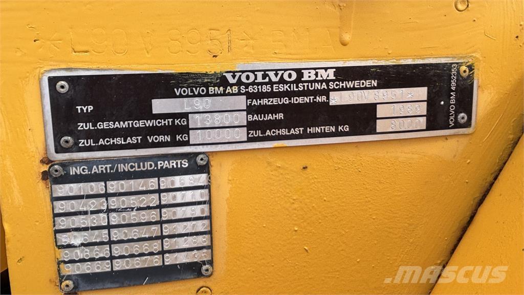 Volvo L90 LASTMASKIN Incarcator pe pneuri