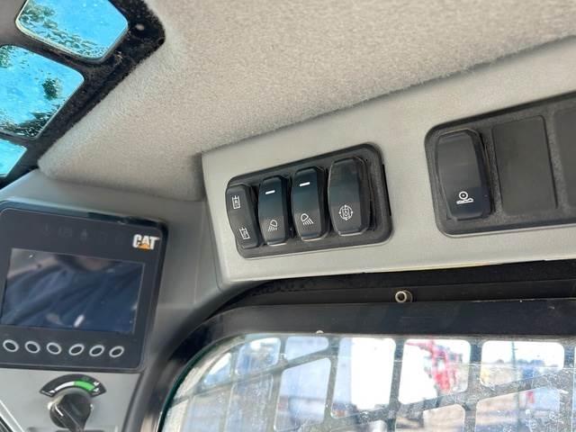 CAT 259D3 Mini incarcator