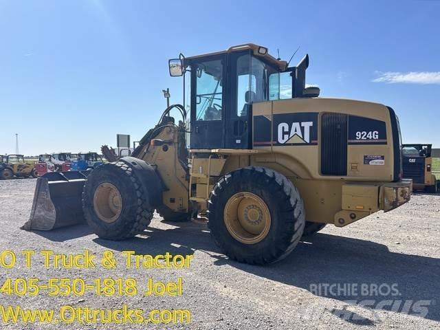 CAT 924G Incarcator pe pneuri