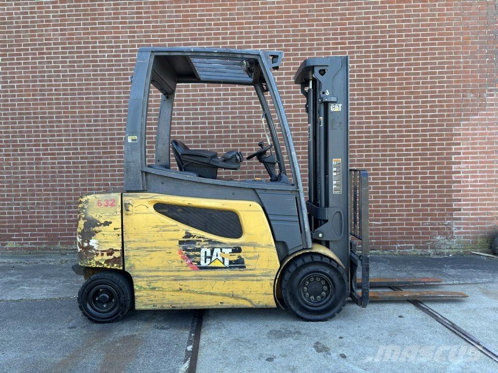 CAT 2EP5000 Stivuitor electric