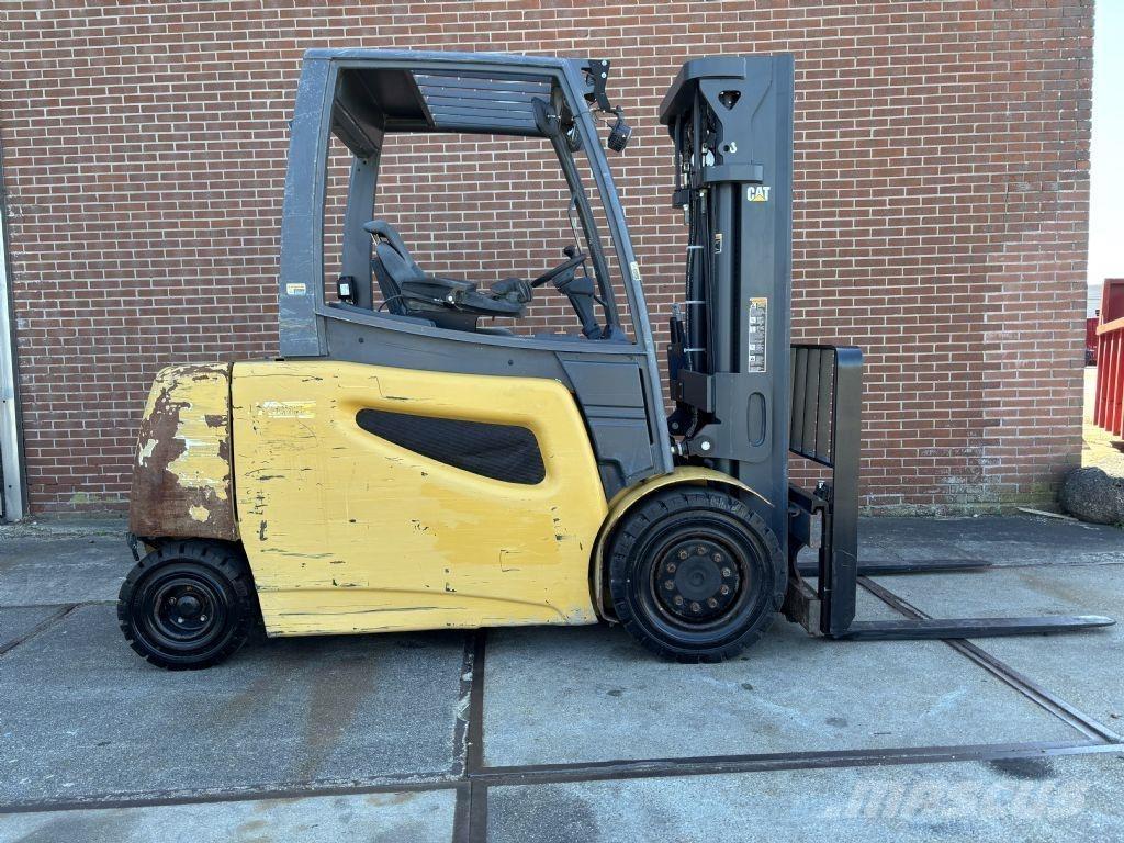 CAT 2EP8000 Stivuitor electric