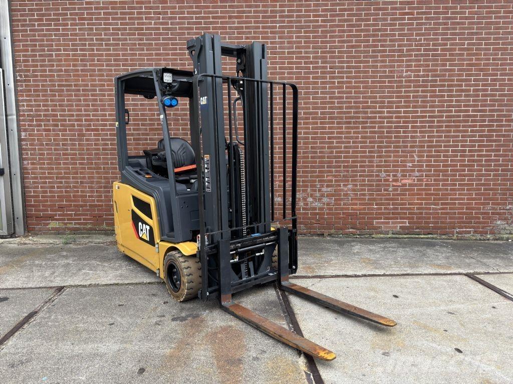 CAT 2ET4000 Stivuitor electric