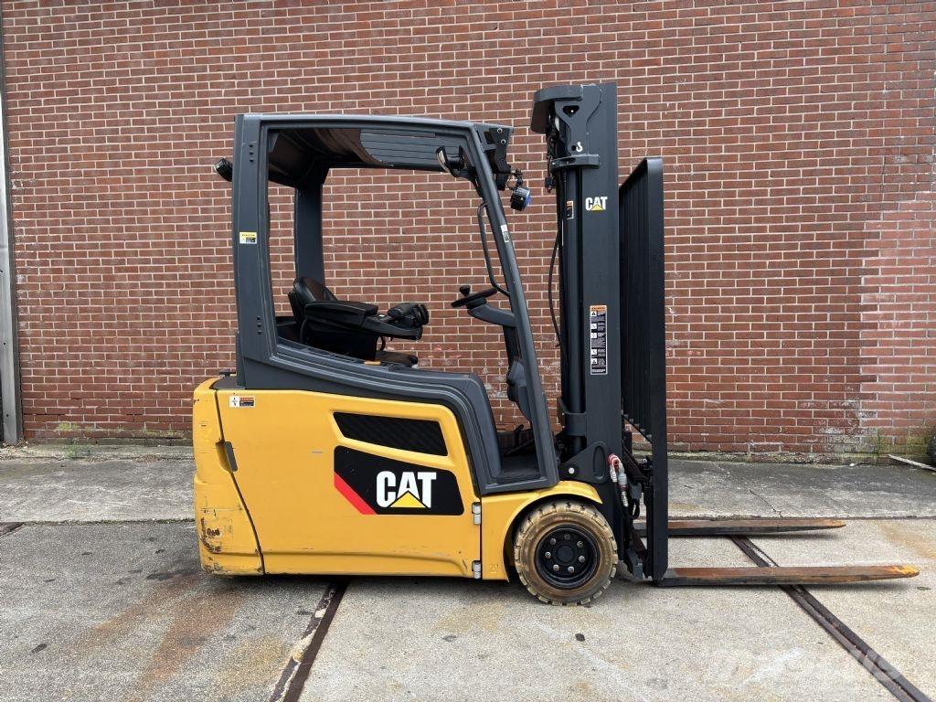 CAT 2ET4000 Stivuitor electric