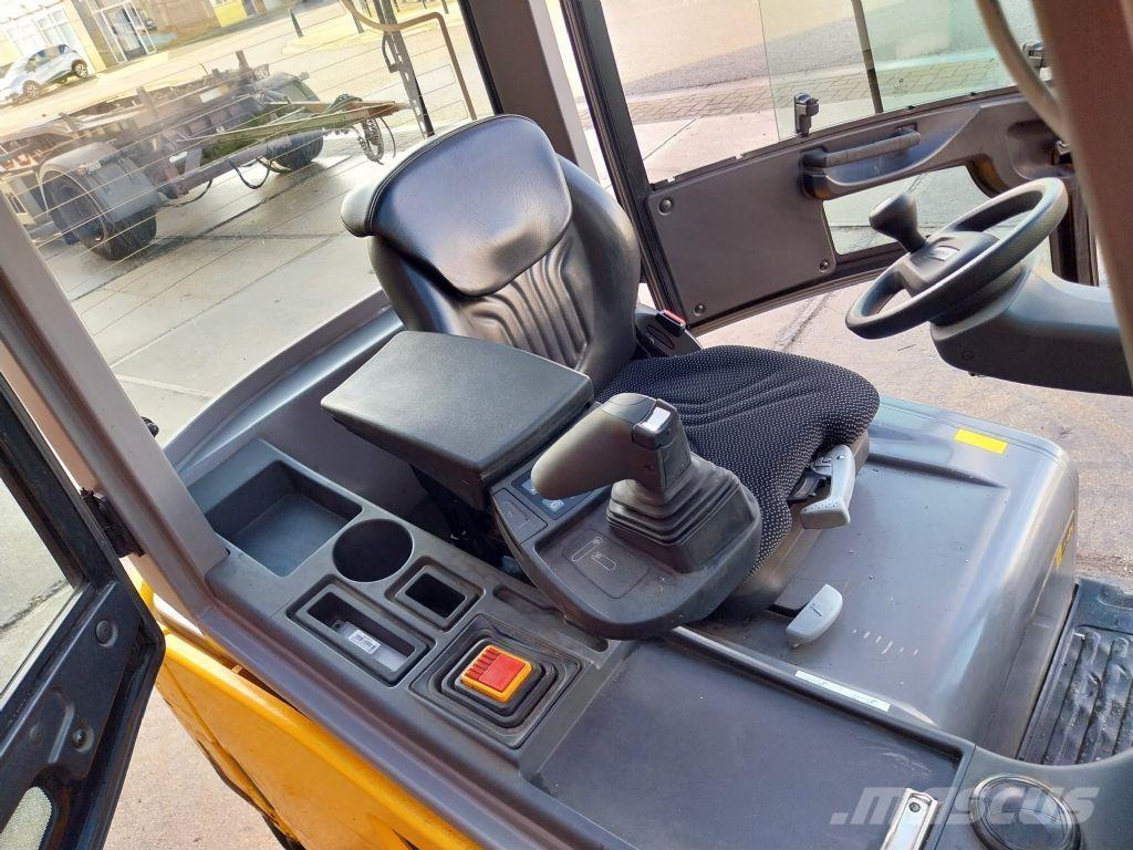 Jungheinrich EFG 320 Stivuitor electric