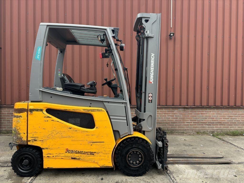 Jungheinrich EFG 425ks Stivuitor electric