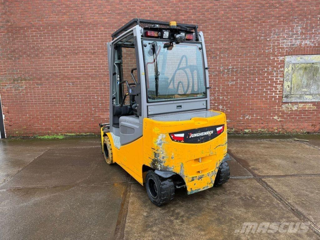 Jungheinrich EFG S30 Stivuitor electric