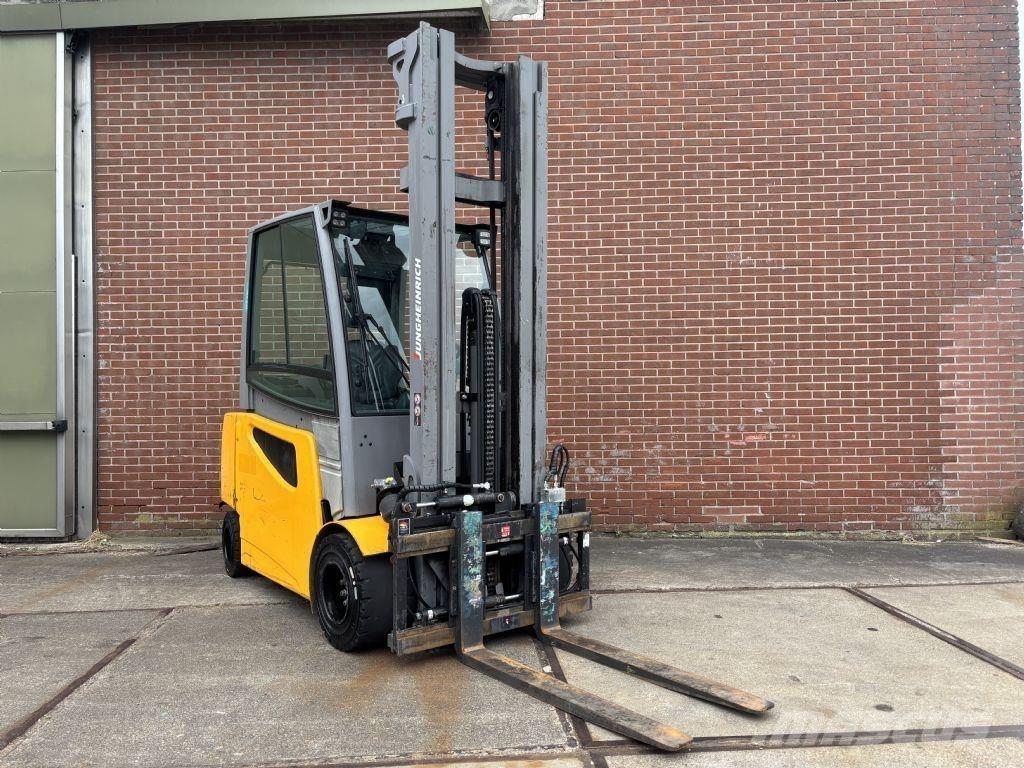 Jungheinrich EFG S30 Stivuitor electric