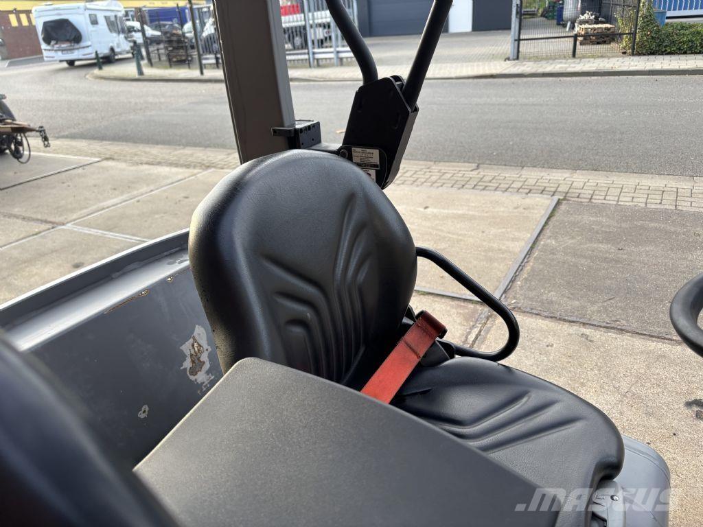 Jungheinrich EFG320 Stivuitor electric