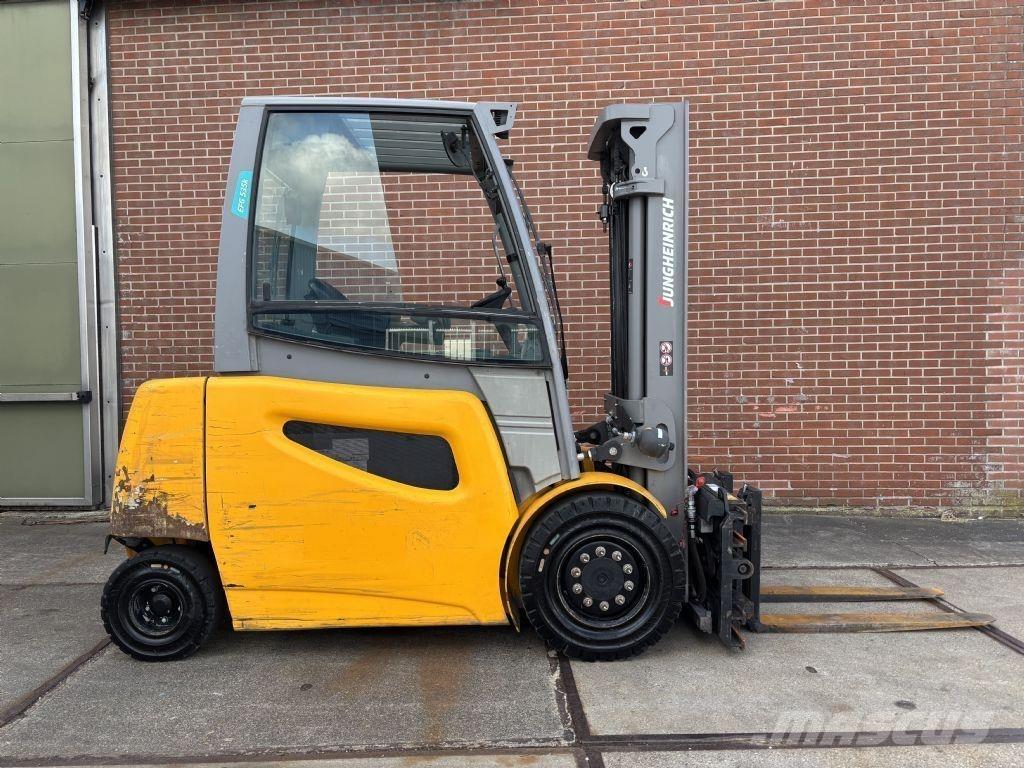 Jungheinrich EFG535K Stivuitor electric