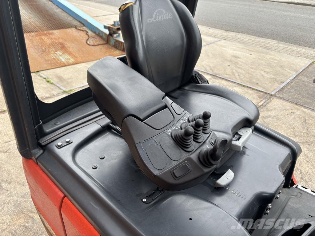 Linde E14-02 Stivuitor electric
