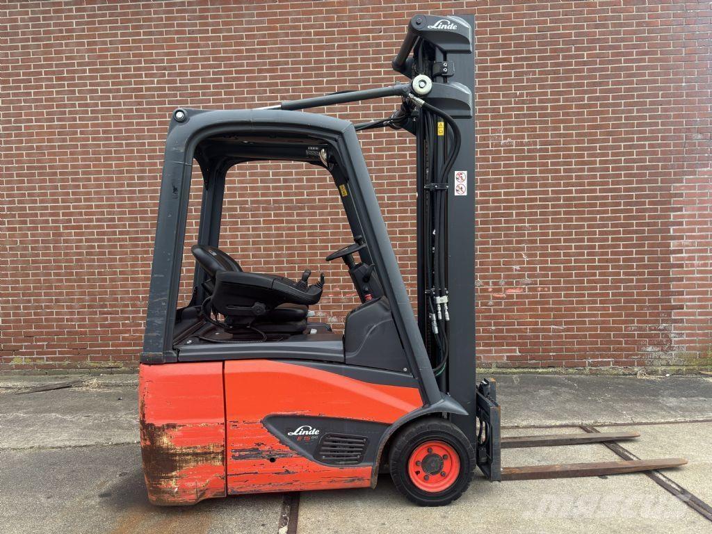 Linde E15-02 Stivuitor electric