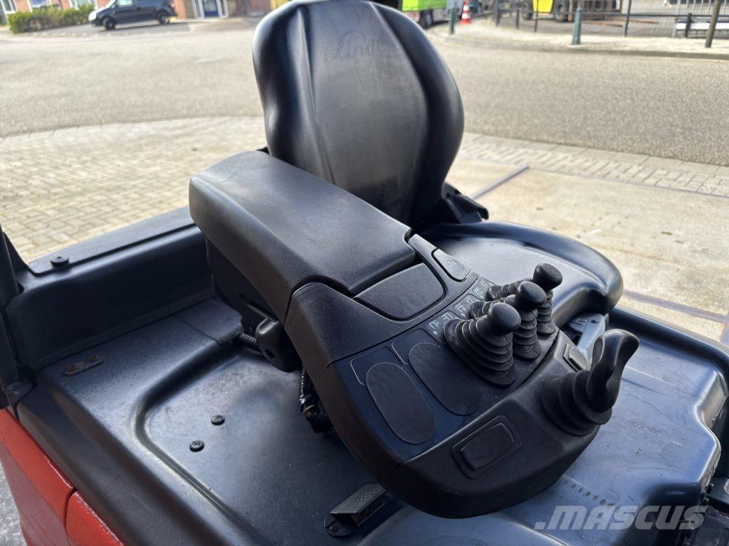 Linde E20PH-02 Stivuitor electric