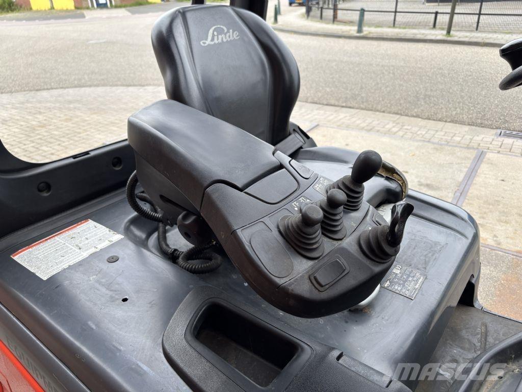 Linde E25H-01/600 Stivuitor electric