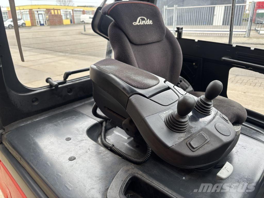 Linde E25HL-01/600 Stivuitor electric