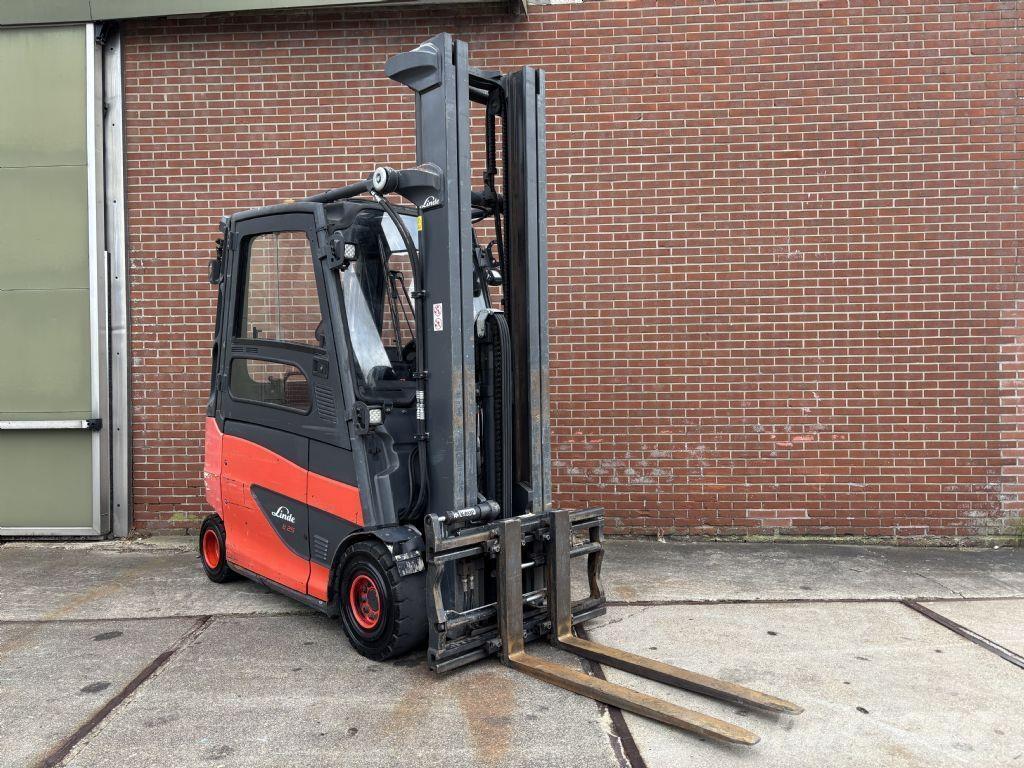 Linde E25HL-01/600 Stivuitor electric