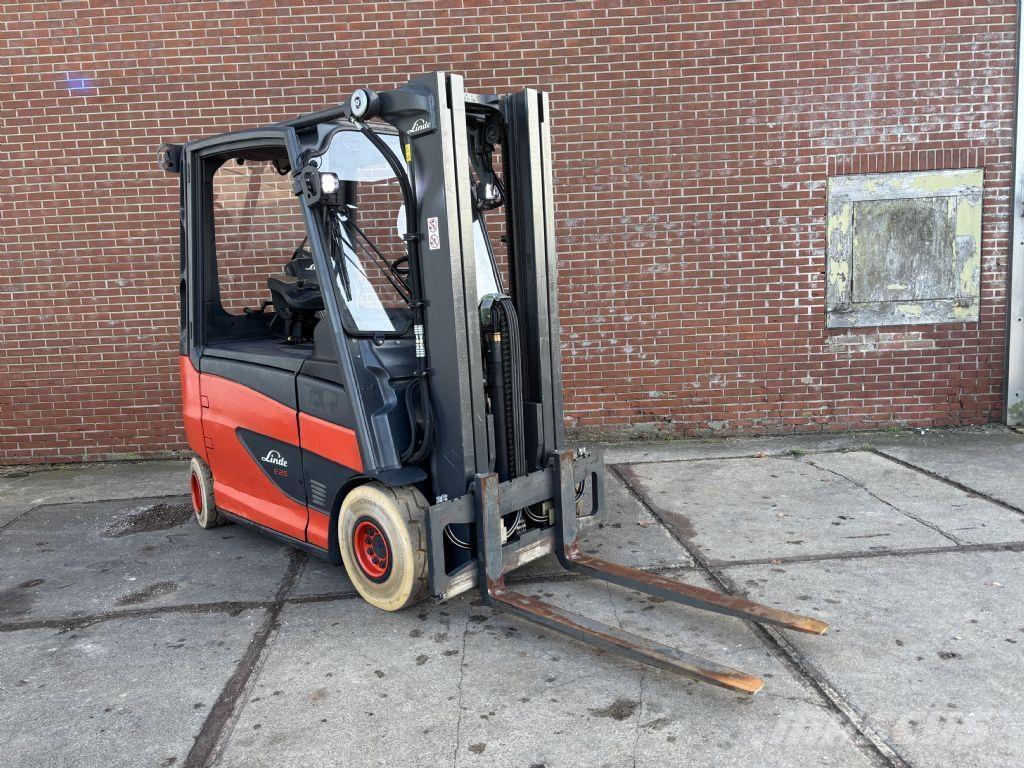 Linde E25HL-01/600 Stivuitor electric