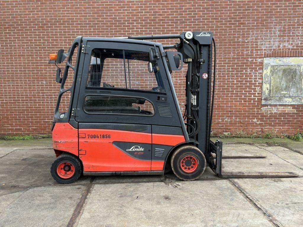 Linde E25L-01 Stivuitor electric