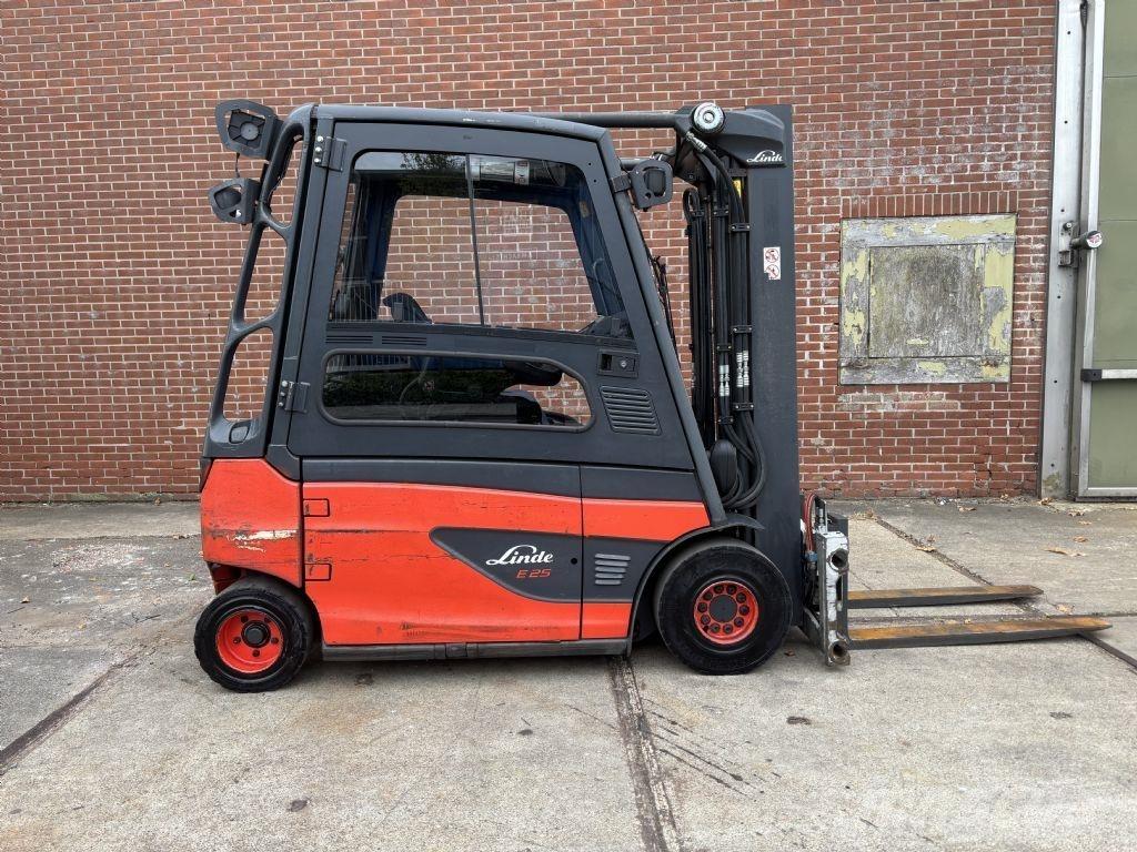 Linde E25L-01 Stivuitor electric