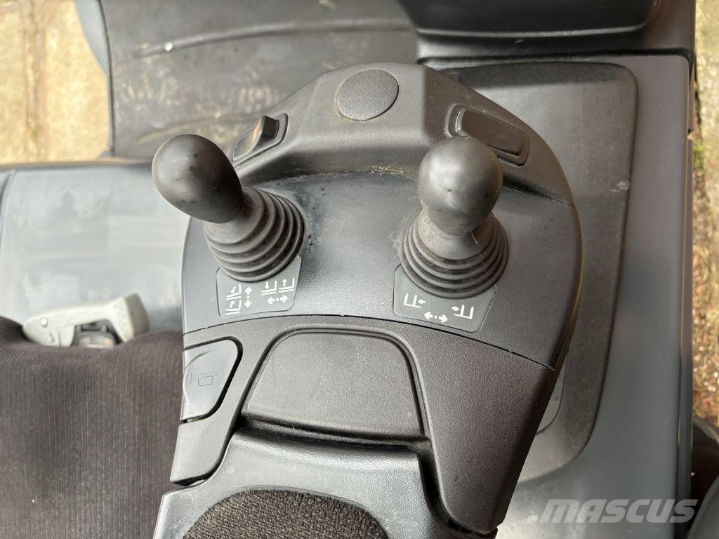 Linde E25L-01 Stivuitor electric