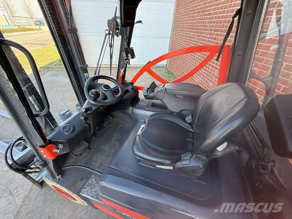 Linde E30-01 Stivuitor electric