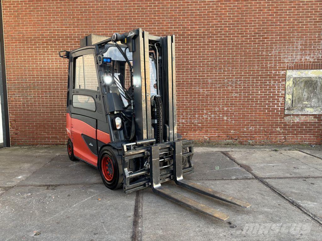 Linde E40HL-01/600 Stivuitor electric