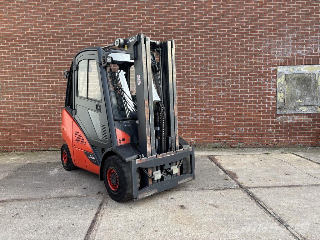 Linde H30D-02 Stivuitor diesel