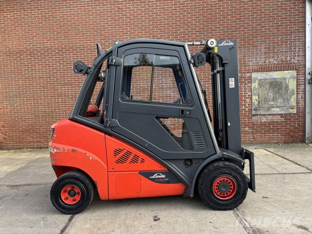 Linde H30D-02 Stivuitor diesel