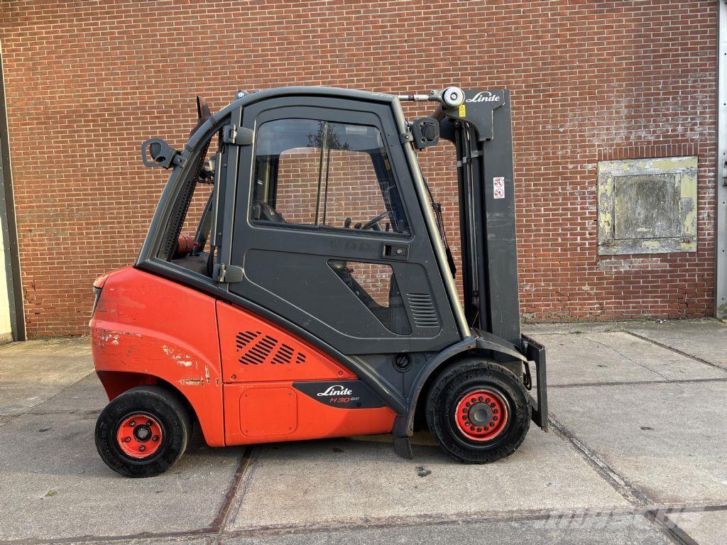 Linde H30D-02 Stivuitor diesel