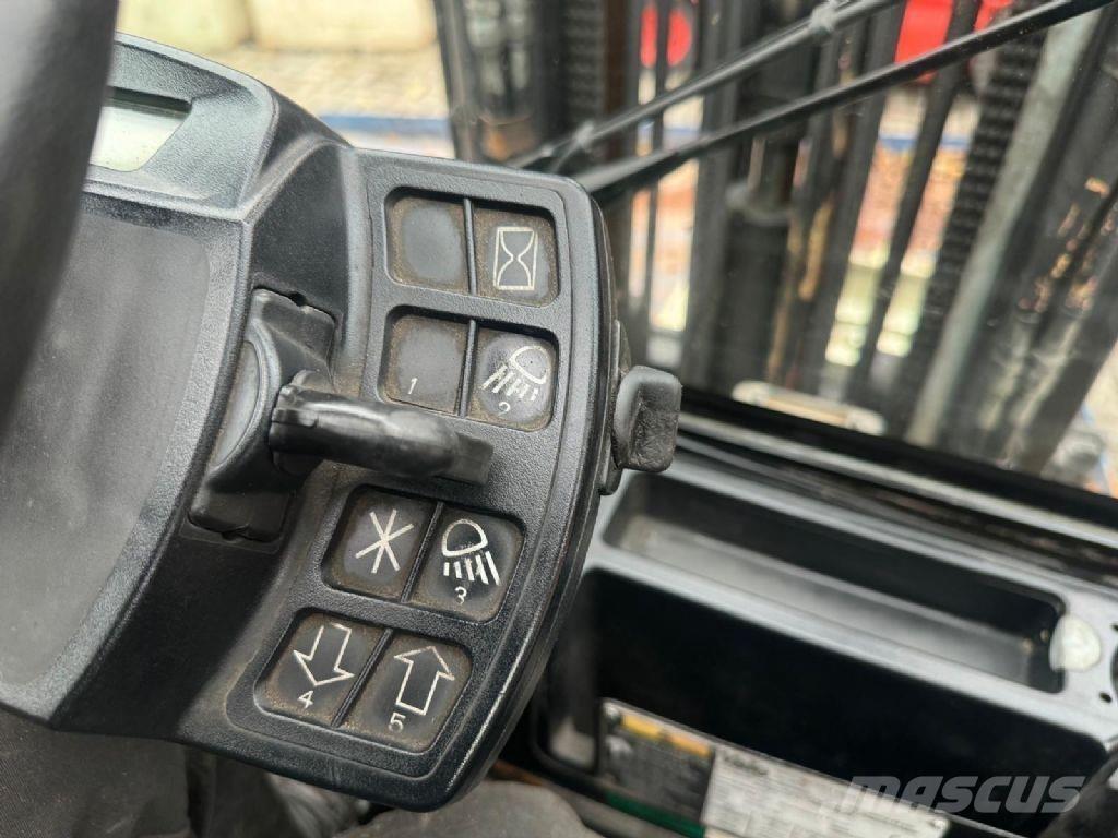 Yale GLP30VX Stivuitor GPL