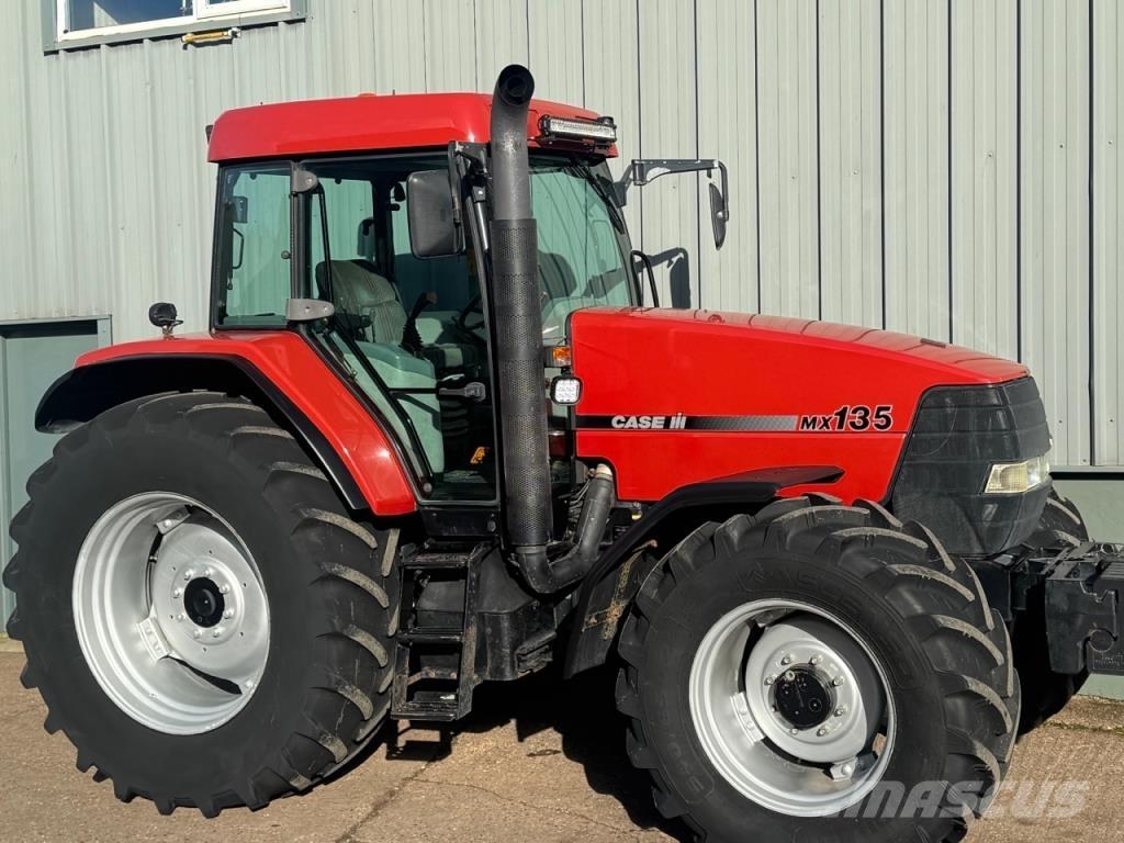 CASE MX 135 Tractoare