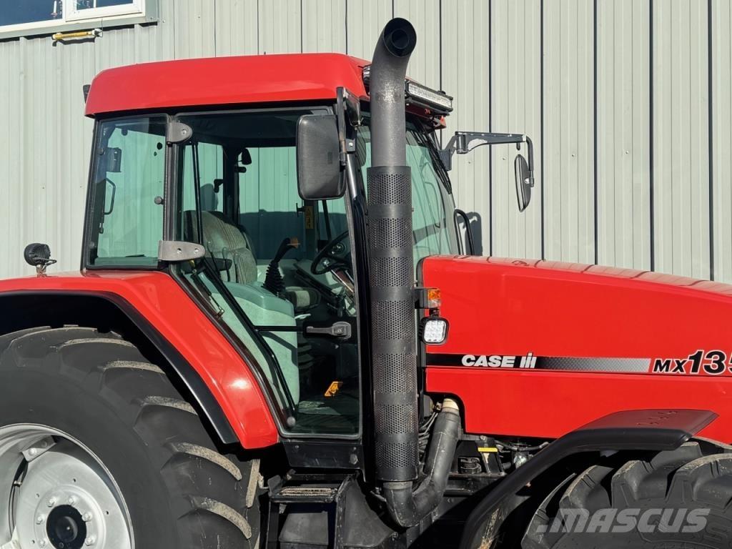 CASE MX 135 Tractoare