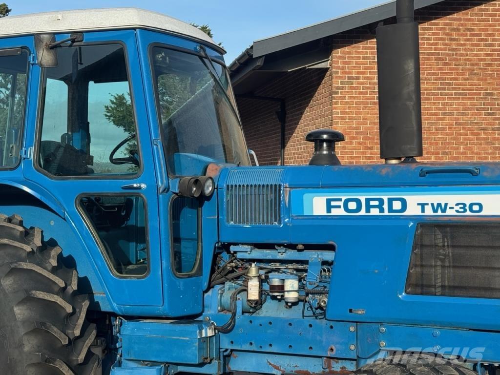 Ford TW30 Tractoare