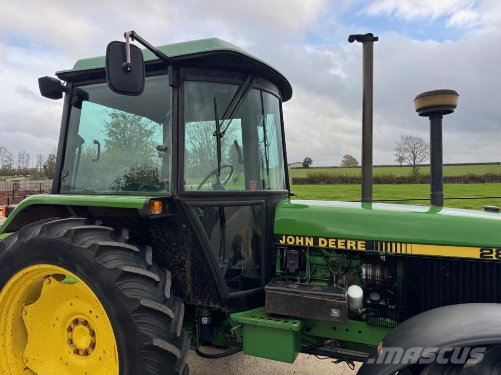 John Deere 2850 Tractoare