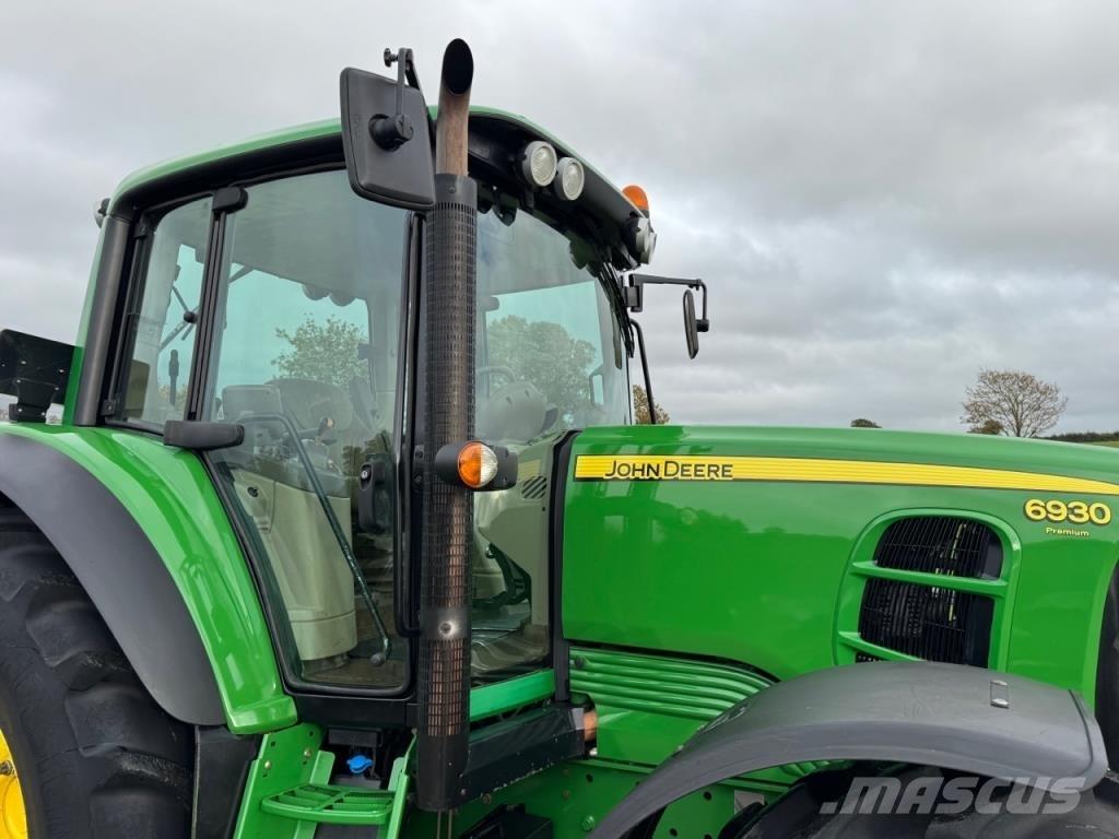 John Deere 6930 Tractoare
