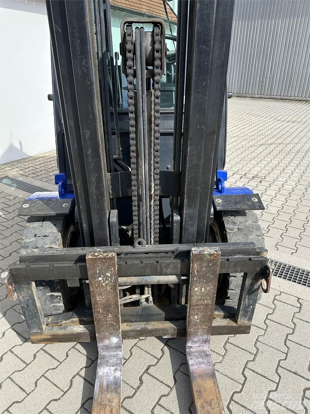 Clark C30D Utilaje construcții - Altele