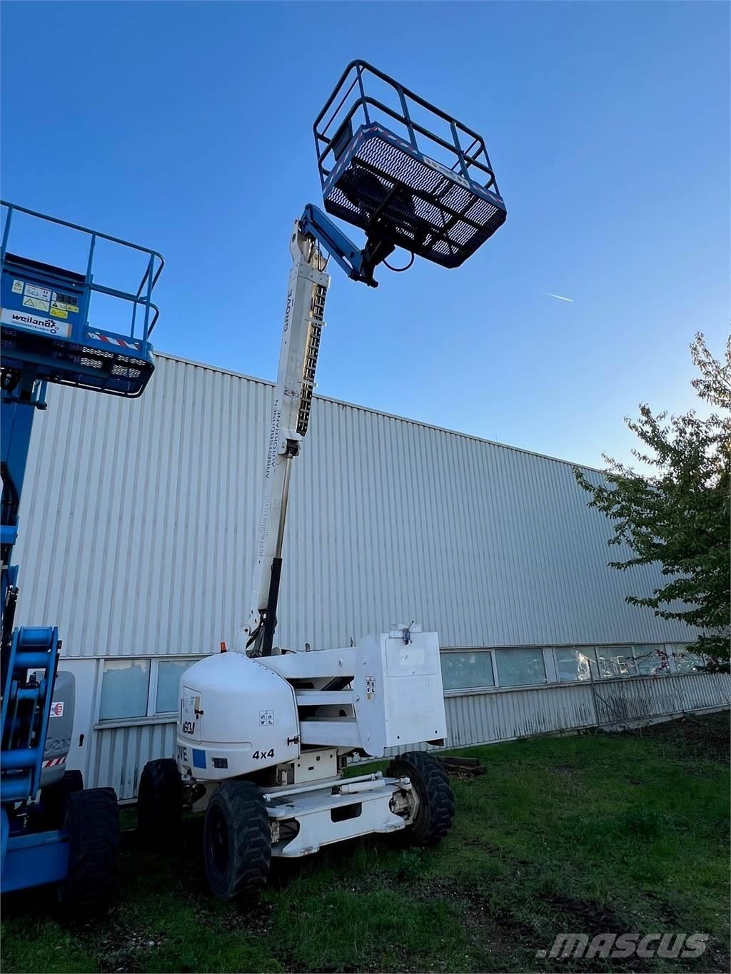 Grove A 60 J Nacele cu brat articulat