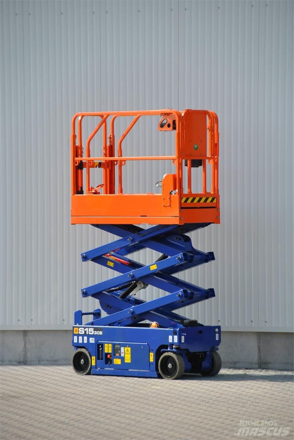 JCB S1530E Platforme foarfeca