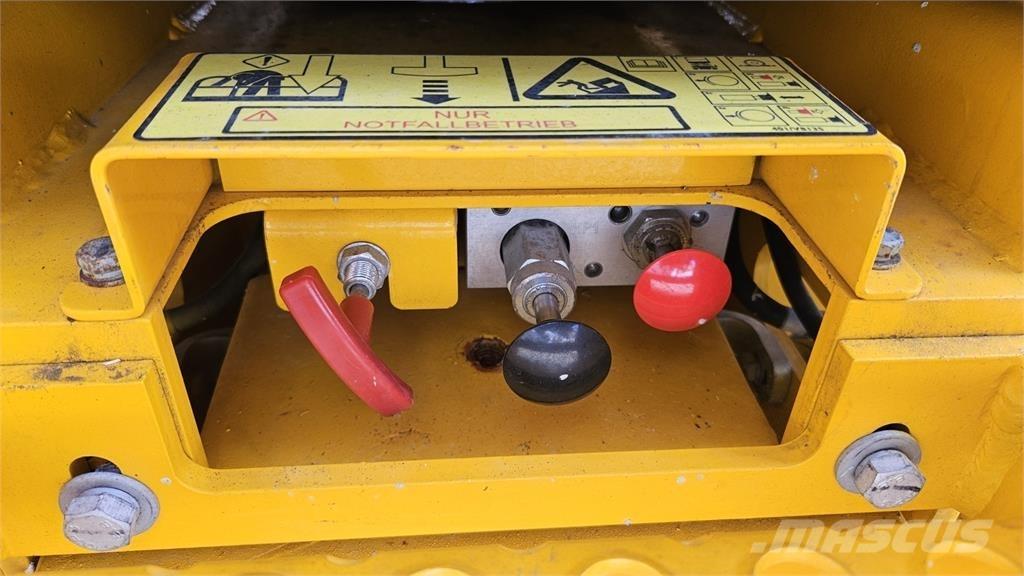 JCB S1930E Platforme aeriene montate pe remorca