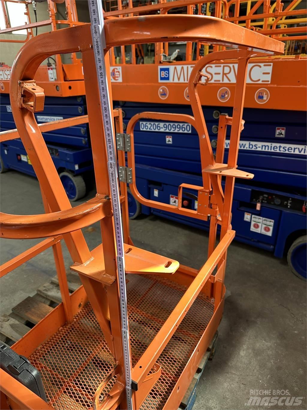 JLG 1001186387s Utilaje construcții - Altele