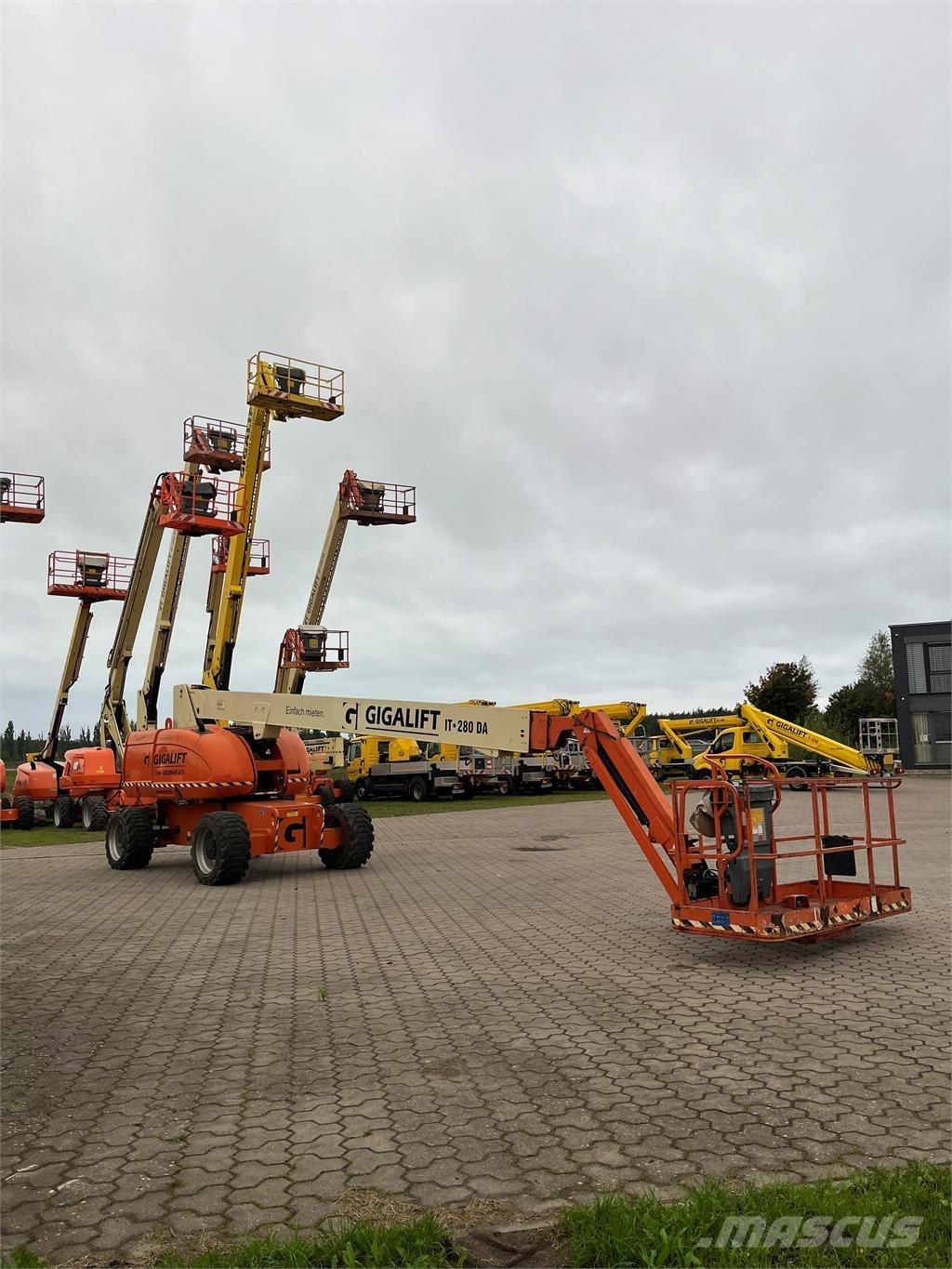 JLG 860 SJ Nacele cu brat telescopic