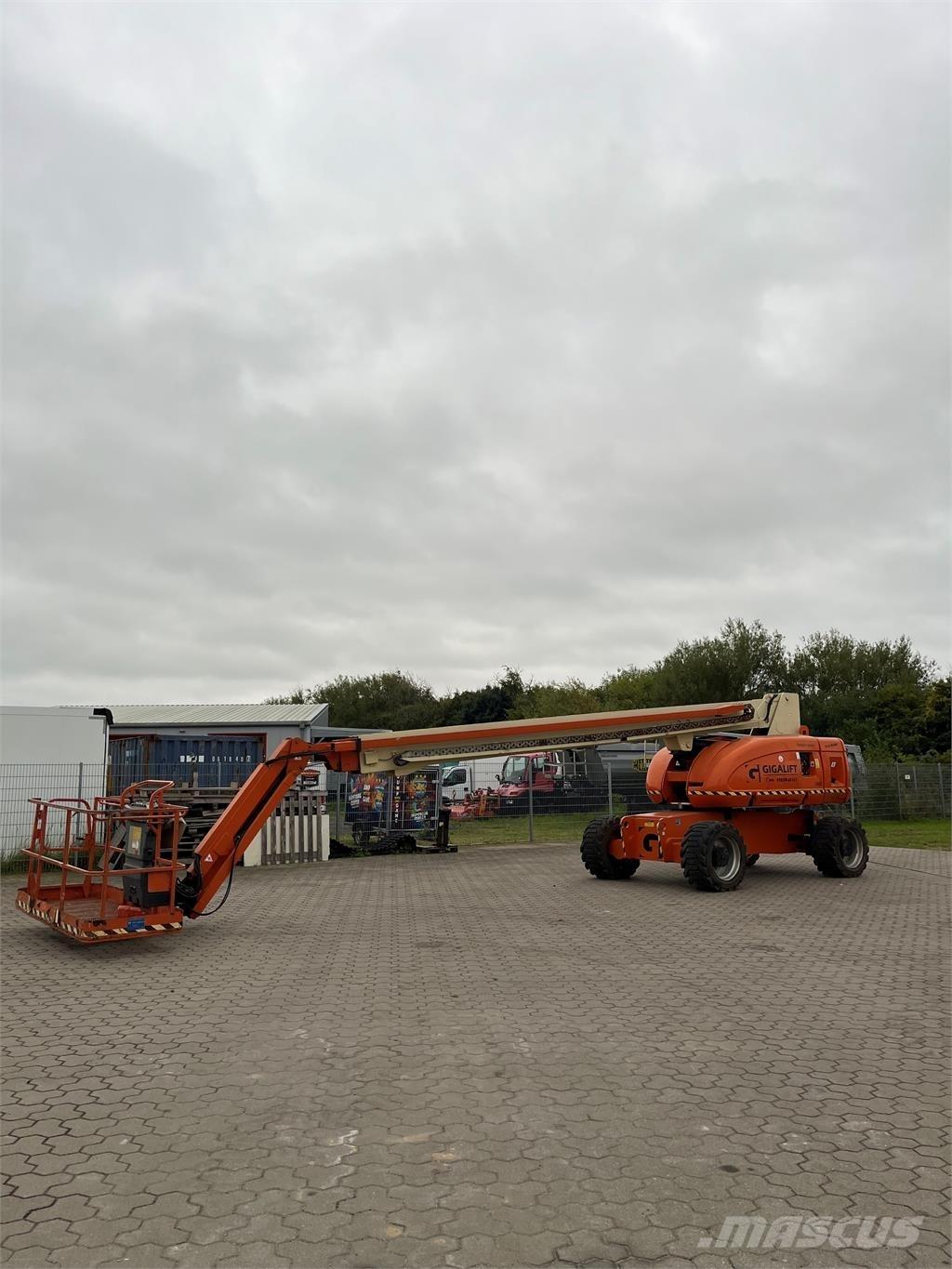 JLG 860 SJ Nacele cu brat telescopic