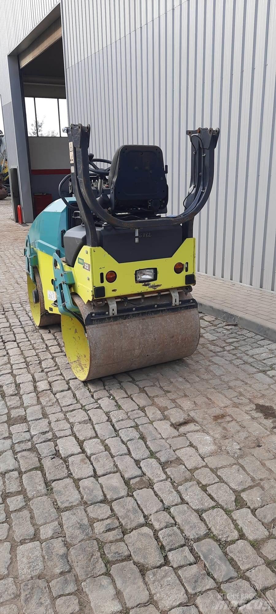 Ammann ARX23 Cilindri compactori dubli