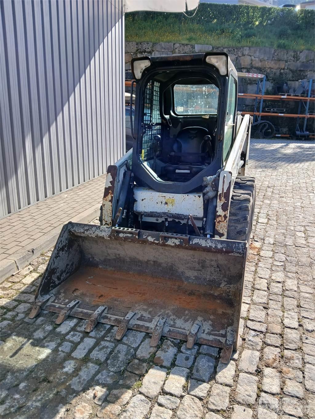 Bobcat S450 Incarcator pe pneuri