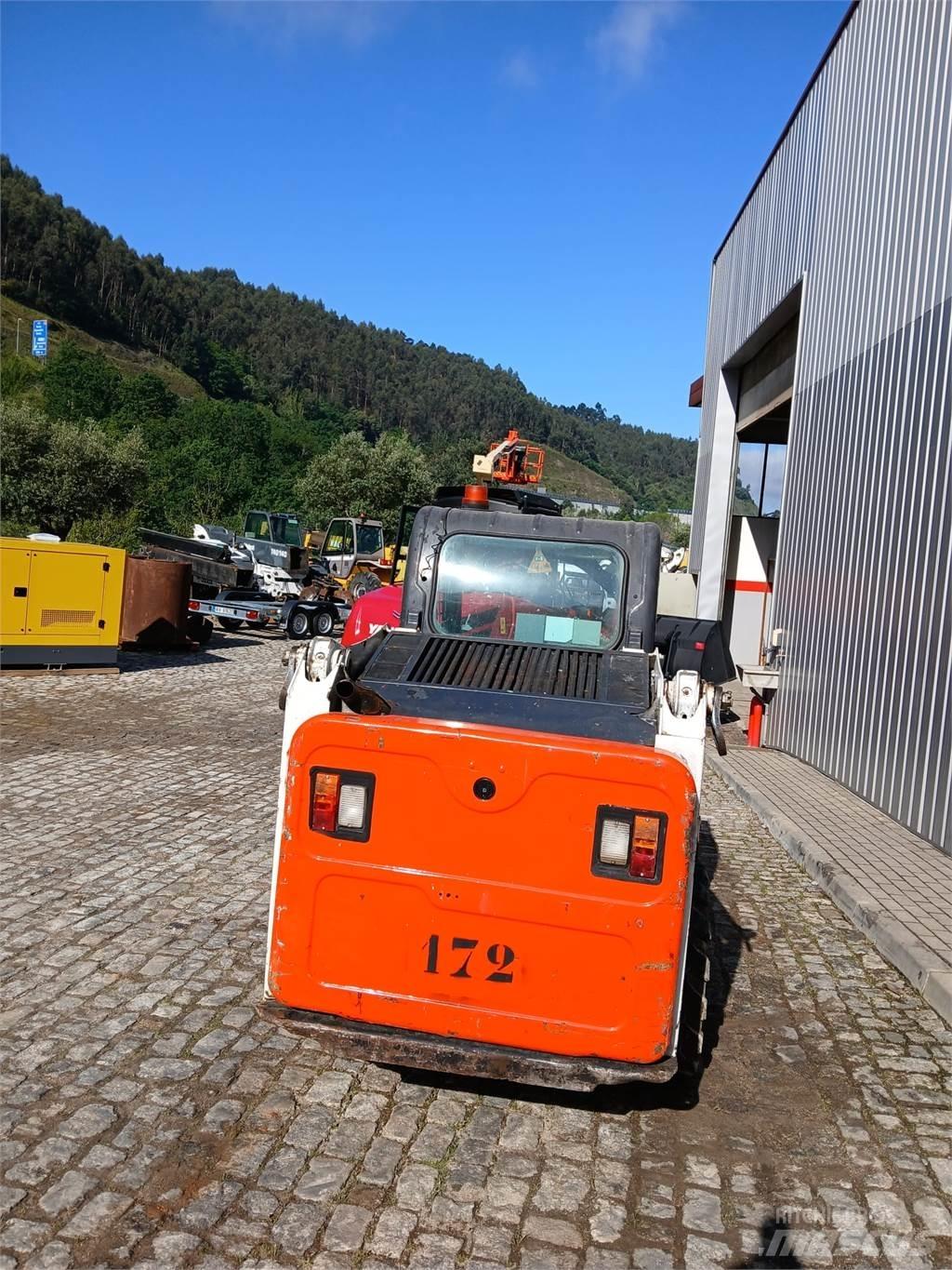 Bobcat S450 Incarcator pe pneuri