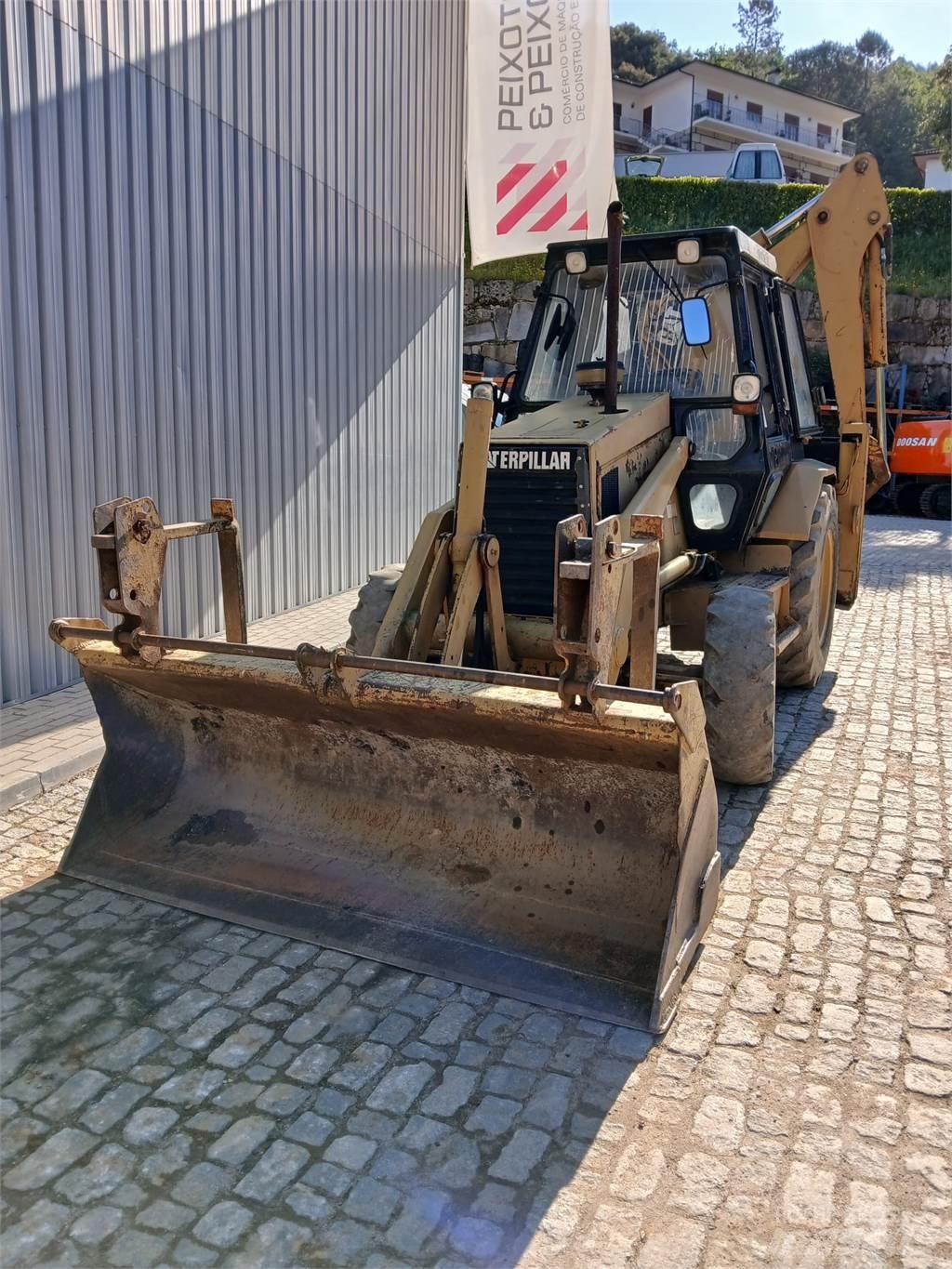 CAT 428B Buldoexcavatoare
